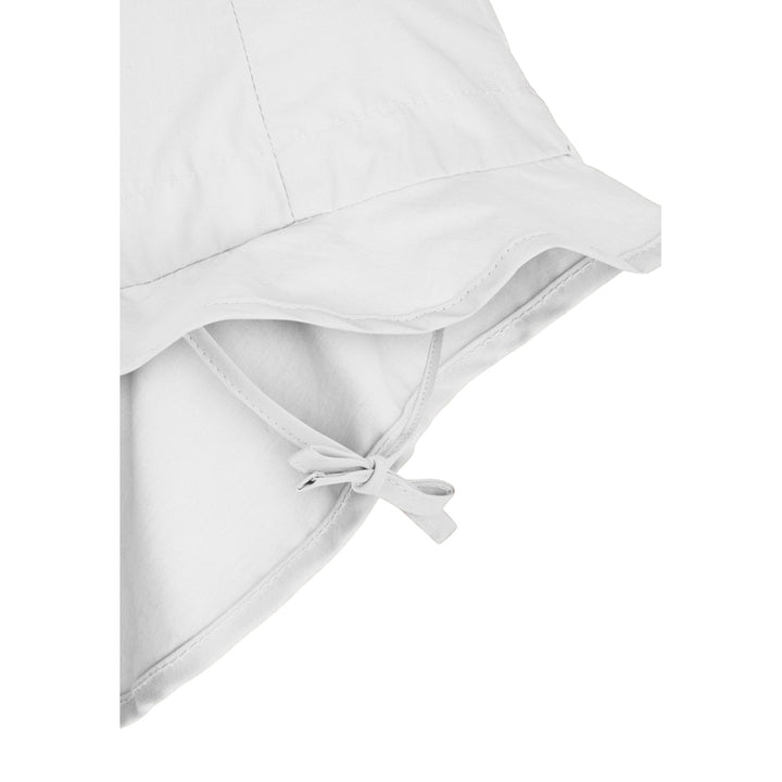 Sólhattur, White