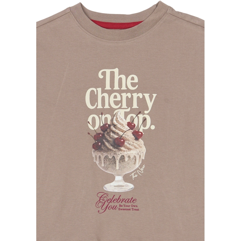 Yoletta Tee
