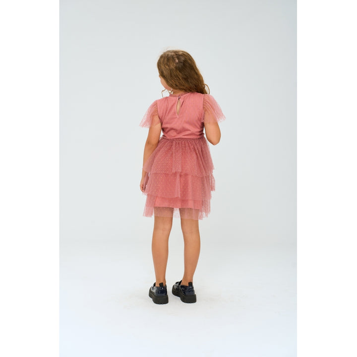 Narice, Dress