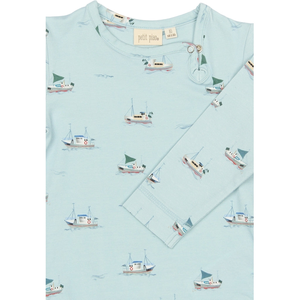 Body, Illusion Blue Boat