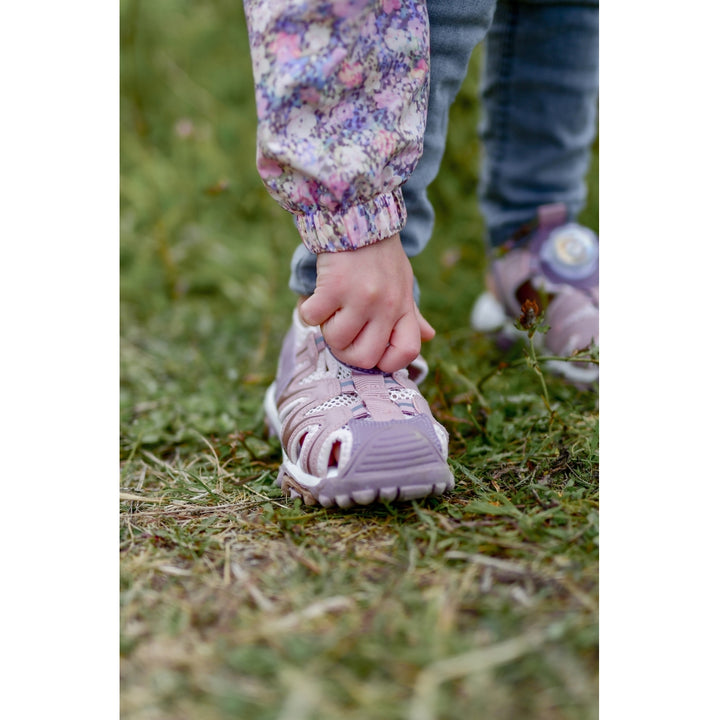 Sandalir v/snærlás (Adobe Rose)
