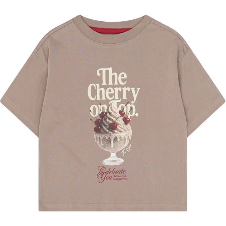 Yoletta Tee
