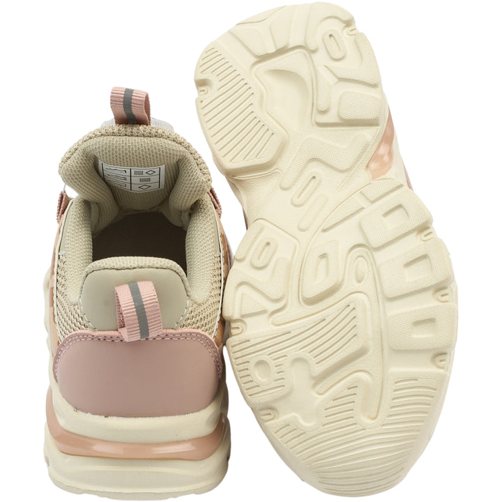 Sneakers w Spin, Cinder