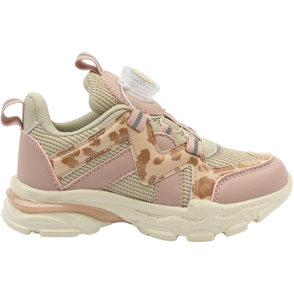 Sneakers w Spin, Cinder