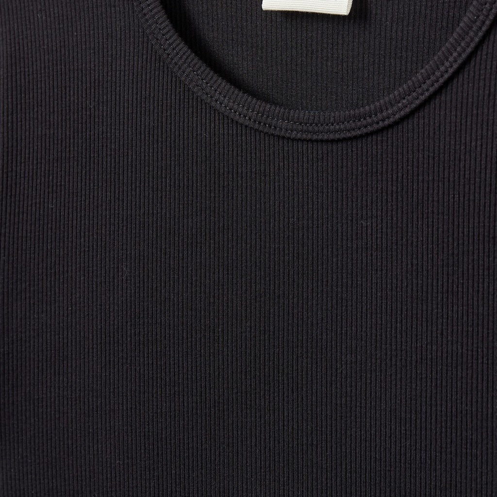 NATALIA RIB T-SHIRT, BLACK