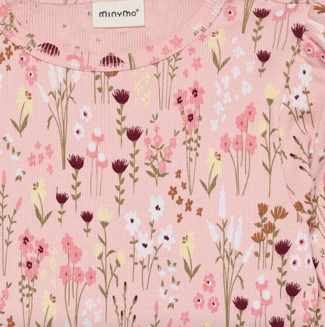 Silver Pink, Flower Silver Pink