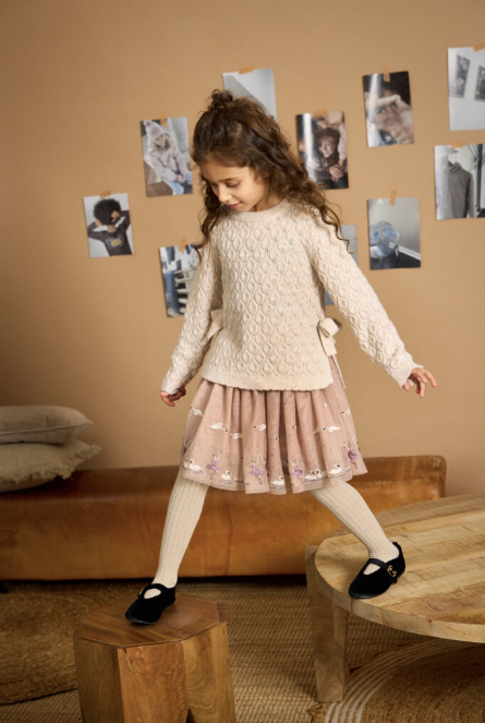 Skirt Mesh w. Emb.